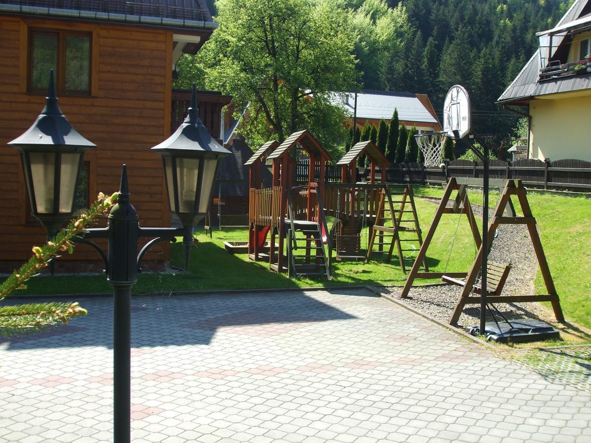 Rezydencja Lesny Dwor Piwniczna-Zdroj Luaran gambar